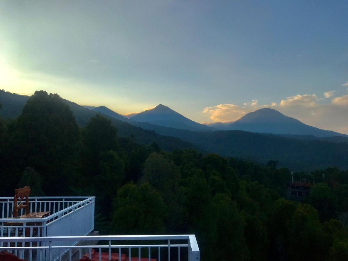 Hotel Munduk Sena Zewnętrze zdjęcie